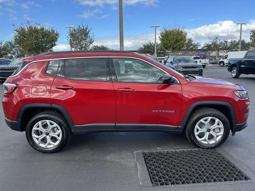 2025 Jeep Compass Latitude