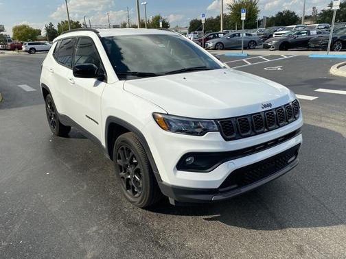 2025 Jeep Compass Latitude