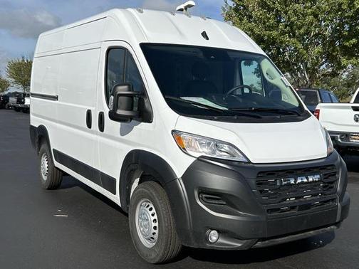 2025 RAM ProMaster 2500 Tradesman