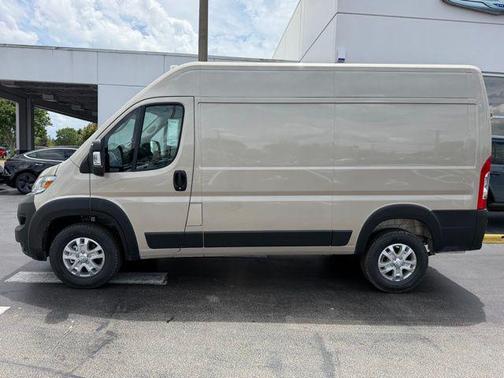 Sandstone Pearlcoat 2026 RAM ProMaster 1500 Base