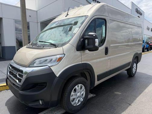 Sandstone Pearlcoat 2026 RAM ProMaster 1500 Base
