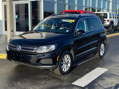 Deep Black 2017 Volkswagen Tiguan 2.0T Wolfsburg Edition