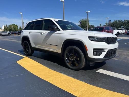 2025 Jeep Grand Cherokee Altitude