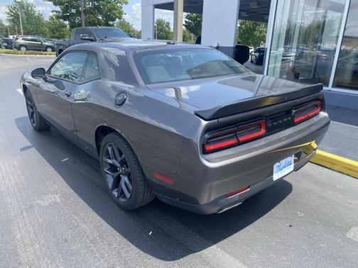 2021 Dodge Challenger SXT