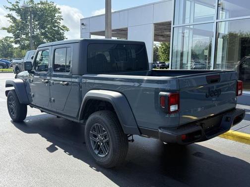 2025 Jeep Gladiator Sport S