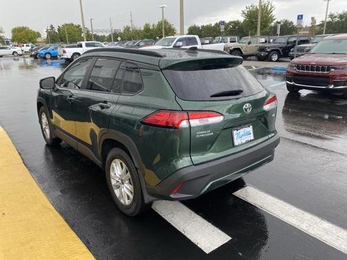 2025 Toyota Corolla Cross LE