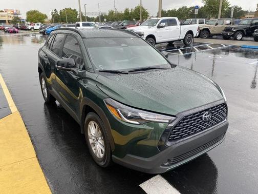 2025 Toyota Corolla Cross LE