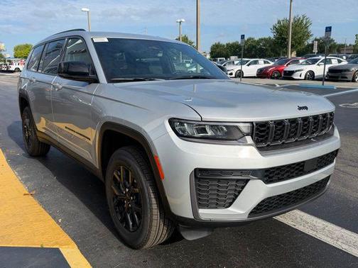 Silver Zynith 2026 Jeep Grand Cherokee L Altitude