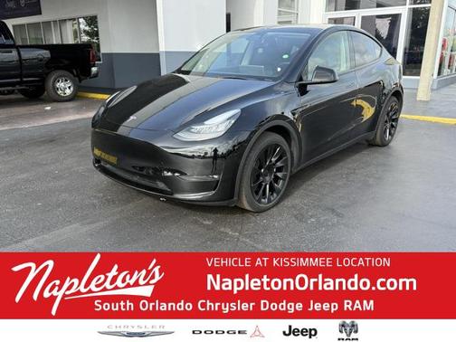 2022 Tesla Model Y Long Range Dual Motor All-Wheel Drive