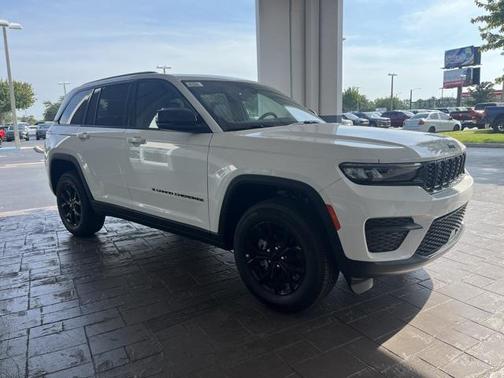 2025 Jeep Grand Cherokee Altitude