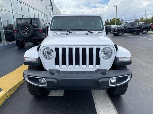 2023 Jeep Wrangler 4-Door Sahara 4x4