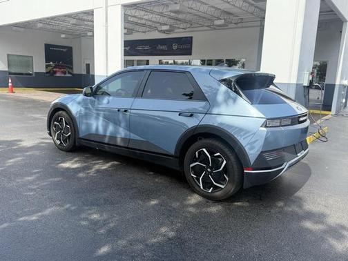 2023 Hyundai IONIQ 5 SE