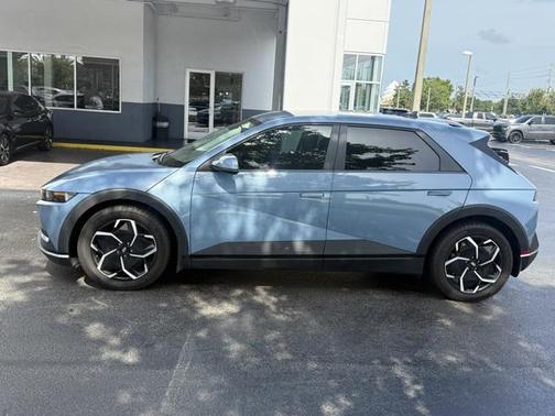 2023 Hyundai IONIQ 5 SE