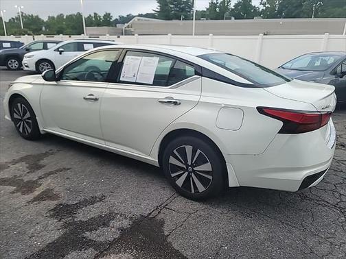 2021 Nissan Altima 2.5 SL