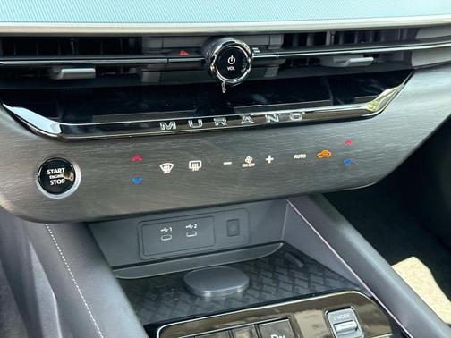 Scarlet 2026 Nissan Murano Platinum