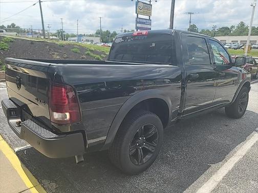2024 RAM 1500 Classic Warlock Crew Cab 4x4 5'7' Box