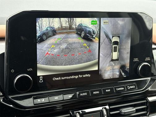 2025 Nissan Pathfinder Platinum 4WD