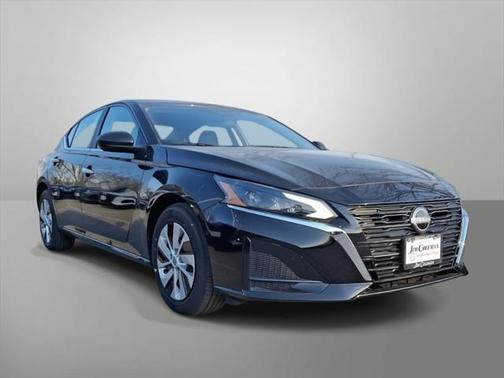 2025 Nissan Altima S FWD