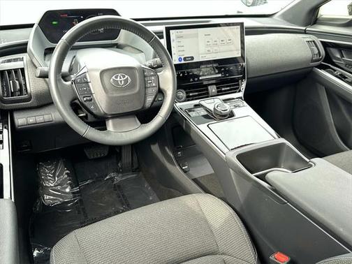 2024 Toyota bZ4X XLE