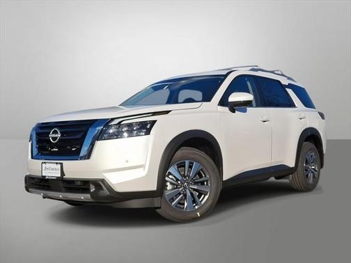 2025 Nissan Pathfinder SL 4WD