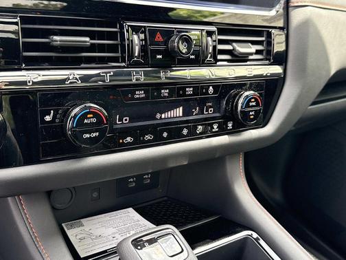 Super Black 2026 Nissan Pathfinder Rock Creek