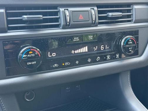 2025 Nissan Pathfinder S 4WD