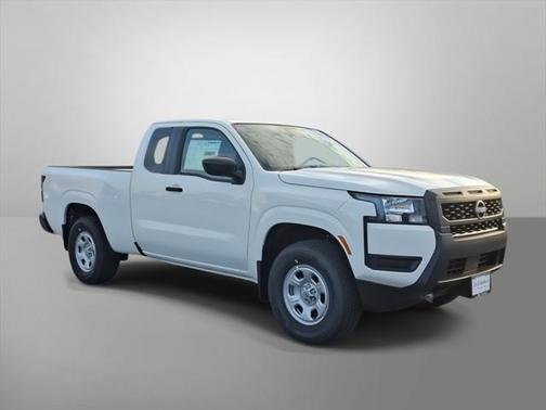 2025 Nissan Frontier S
