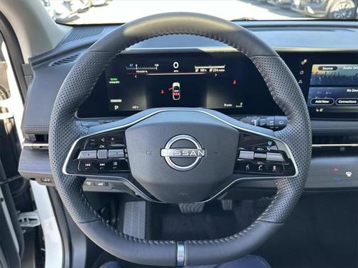 2025 Nissan ARIYA EVOLVE+