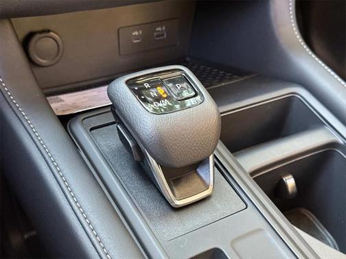 2025 Nissan Pathfinder S 4WD