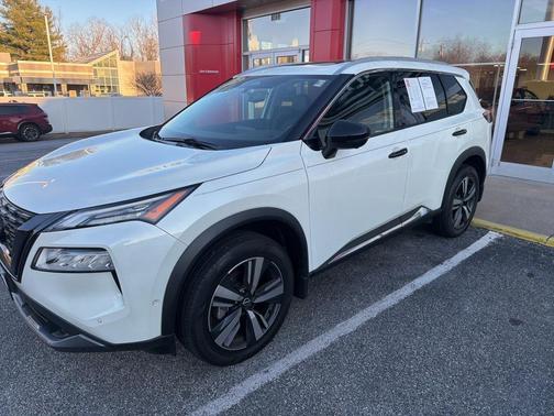 2022 Nissan Rogue SL