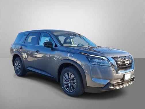2025 Nissan Pathfinder S 4WD