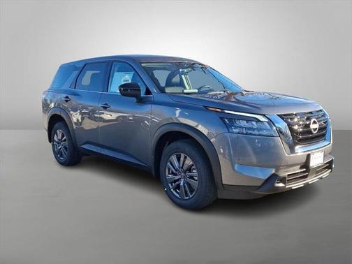 2025 Nissan Pathfinder S 4WD