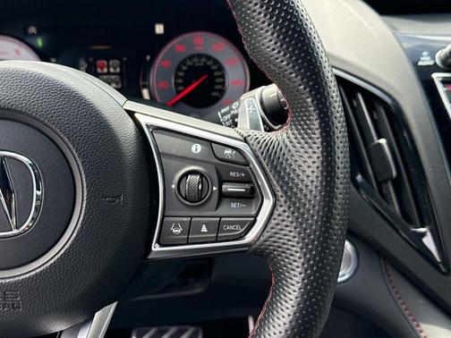 Platinum White Pearl 2023 Acura RDX Base