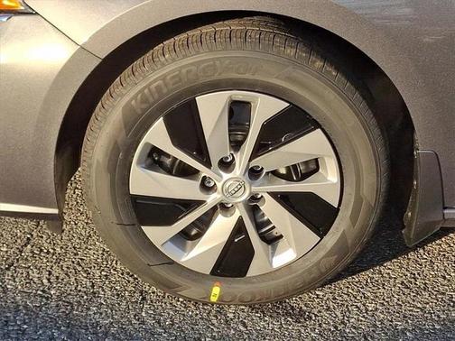 2025 Nissan Altima S FWD