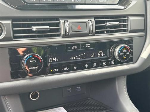 2025 Nissan Pathfinder S 4WD