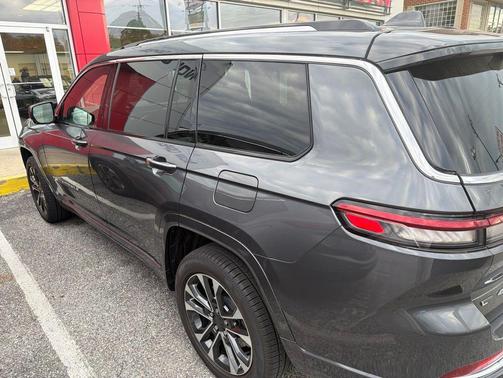 Baltic Gray Metallic Clearcoat 2021 Jeep Grand Cherokee L Overland