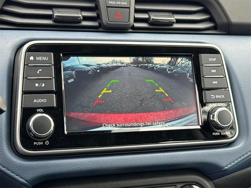 2025 Nissan Versa 1.6 SV