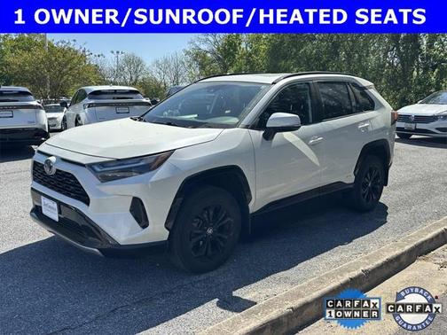 2022 Toyota RAV4 Hybrid SE
