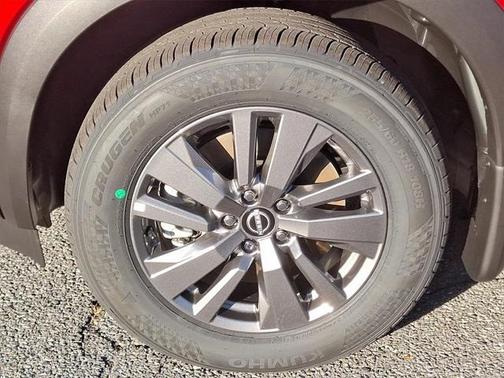 2025 Nissan Pathfinder S 4WD