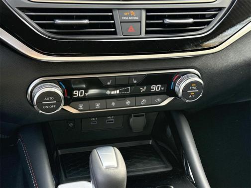 2025 Nissan Altima SR FWD