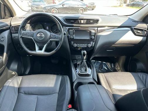 2021 Nissan Rogue Sport SL