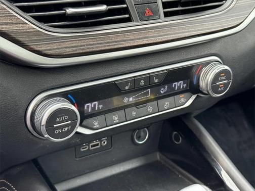 2022 Nissan Altima 2.5 SL