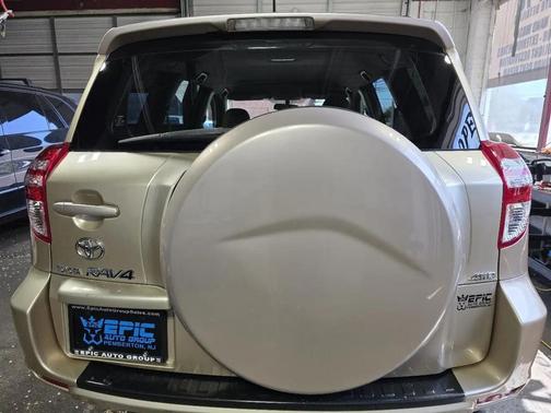 Gold 2009 Toyota RAV4 Base