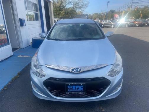 2013 Hyundai SONATA Hybrid Base