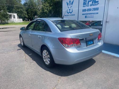 2011 Chevrolet Cruze LT