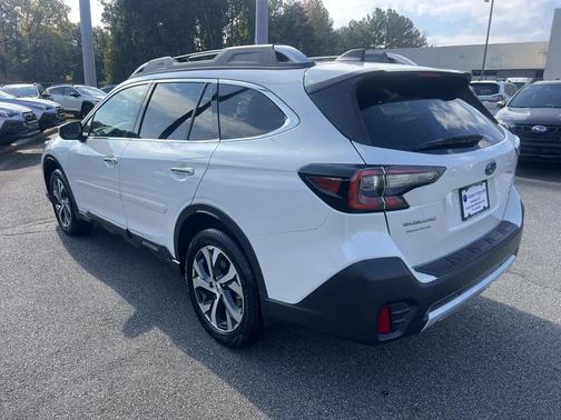 2022 Subaru Outback Touring