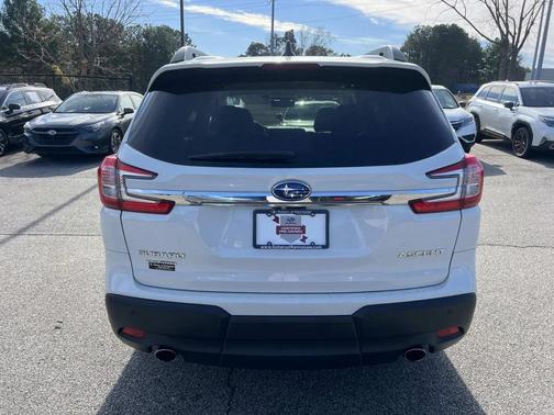 2024 Subaru Ascent Premium 8-Passenger