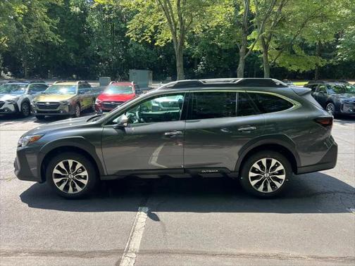 2025 Subaru Outback Touring XT