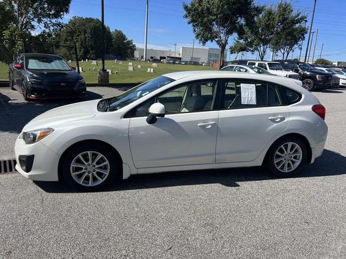 2014 Subaru Impreza 2.0i Premium