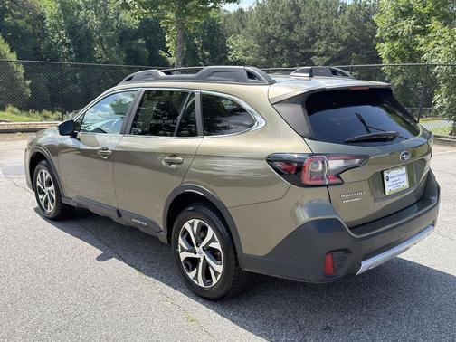 Green Metallic 2022 Subaru Outback Limited